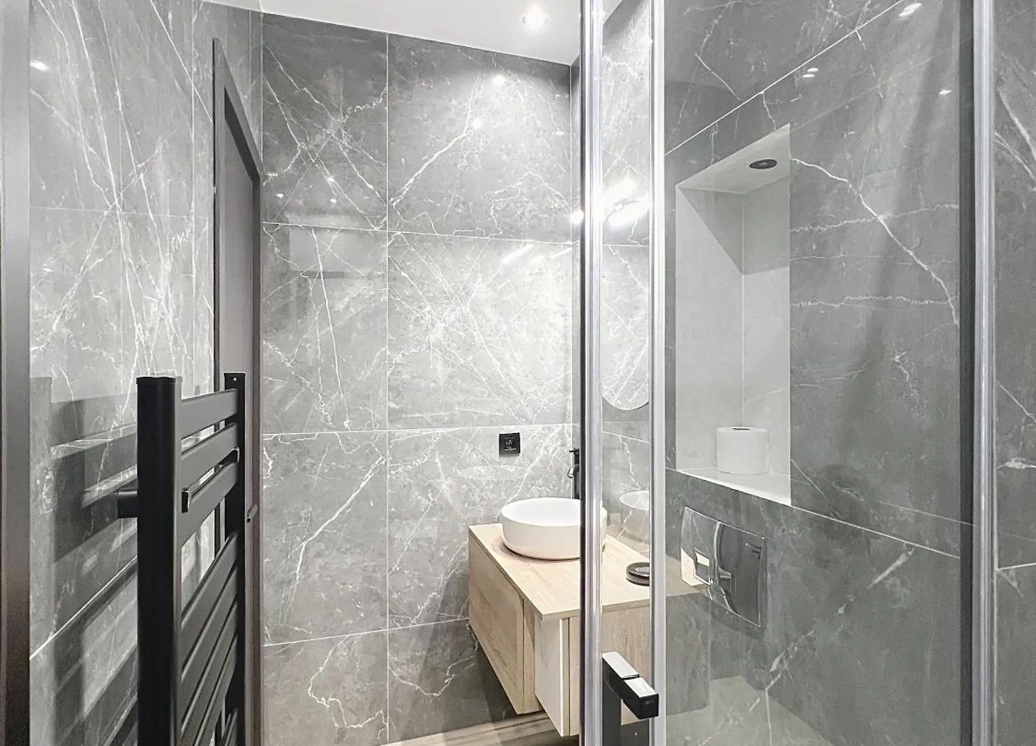 Apartment Luxury Residence - Central Cannes, Near Beach & Palais - Lracannes France