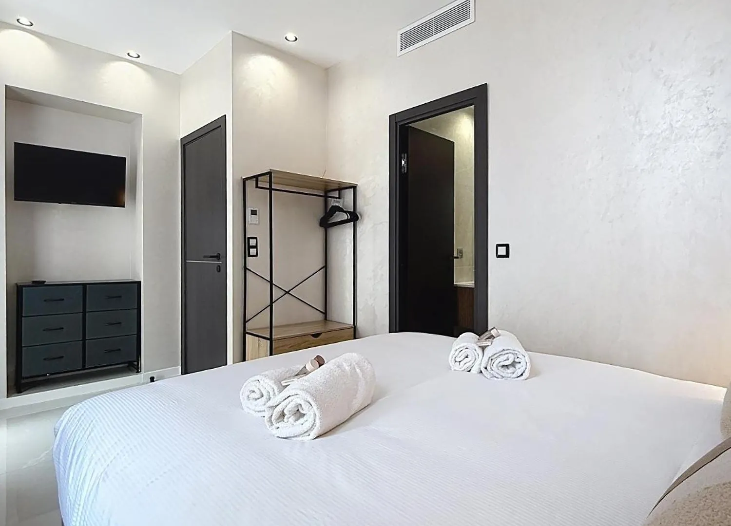 Apartment Luxury Residence - Central Cannes, Near Beach & Palais - Lracannes